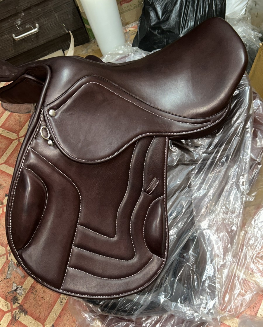 Leather Close Contact Saddle 15”–18” | English Jump Saddle | All Purpose Riding