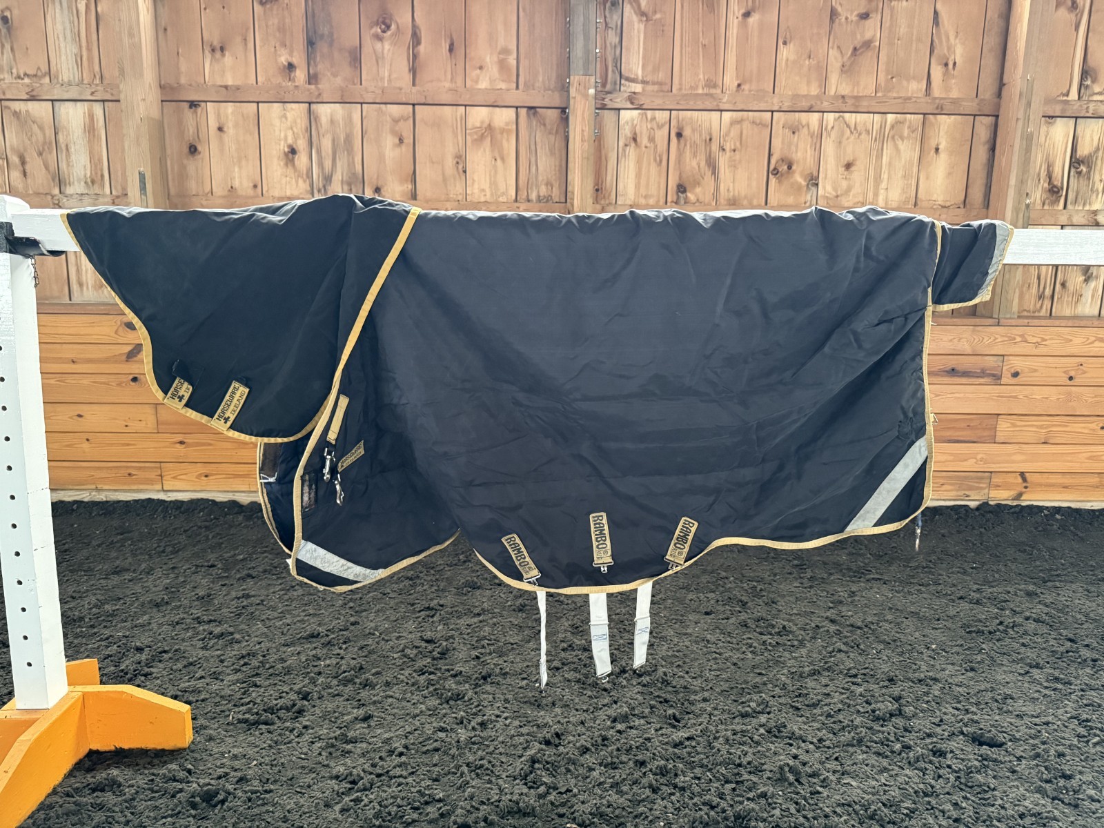 Horseware Rambo Supreme 78″ Heavy Weight 420g- Free Shipping – Returns Accepted
