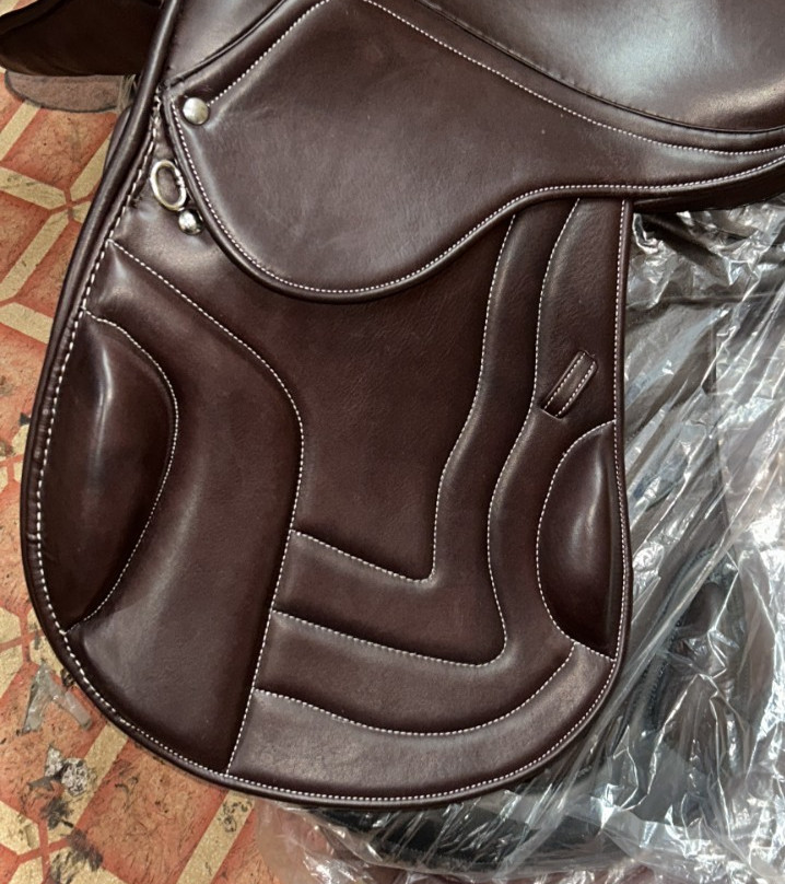 Leather Close Contact Saddle 15”–18” | English Jump Saddle | All Purpose Riding